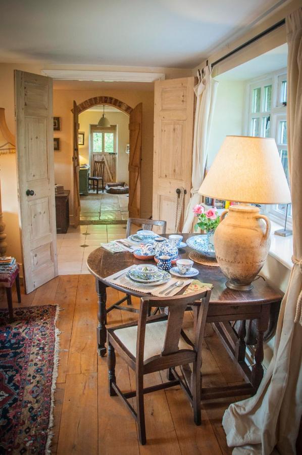 Milton Farm Bed & Breakfast East Knoyle ภายนอก รูปภาพ